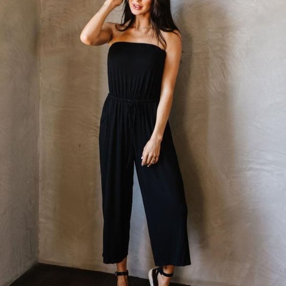 Cropped Tube Top Jumpsuit In Black - Picture 2 of 5